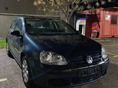 Volkswagen Golf V