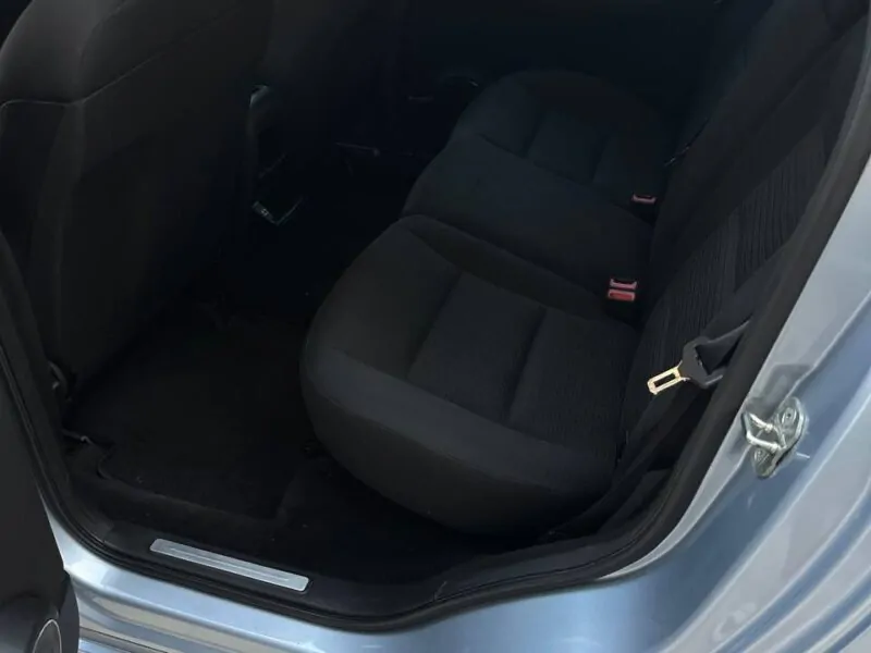 Mercedes-Benz B200