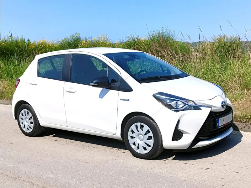 Toyota Yaris 1,5 Hybrid 993