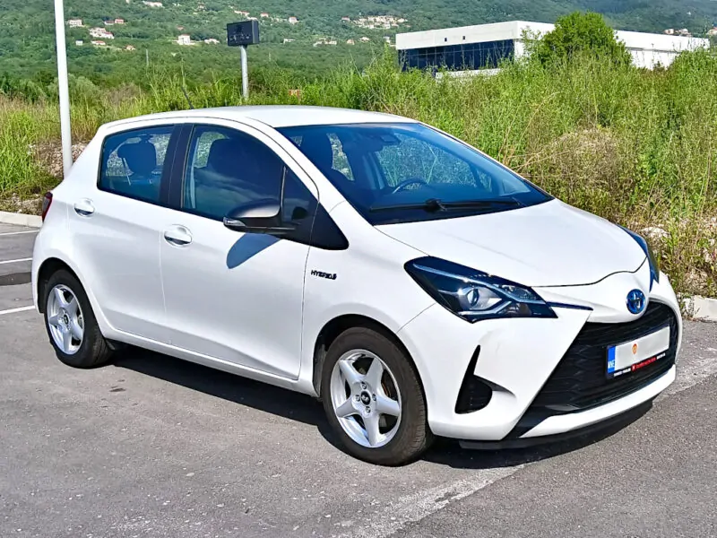 Toyota Yaris 1,5 Hybrid 995