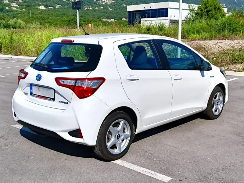 Toyota Yaris 1,5 Hybrid 995