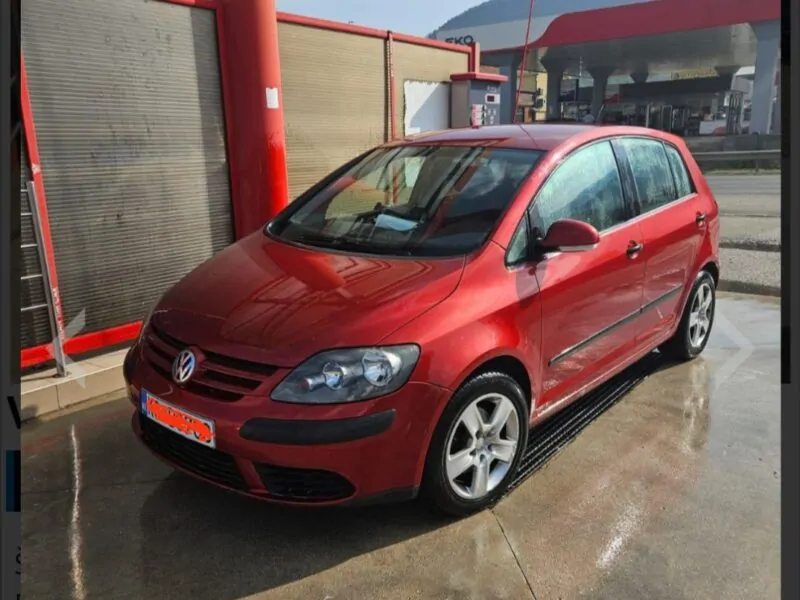 Volkswagen Golf V